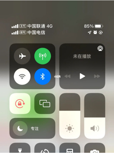 湾里苹果手机维修分享iPhone双卡信号解决办法 