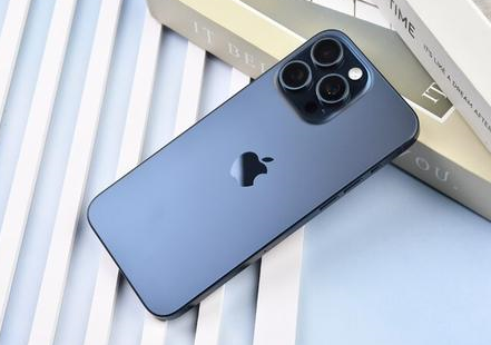 湾里苹果维修点分享iPhone 15 Pro Max屏幕更换全新实操风险 